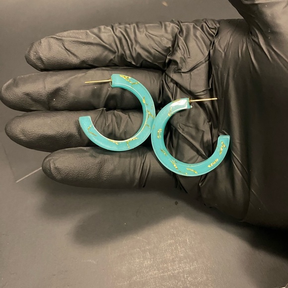 Hoop earrings turquoise color - Picture 3 of 4